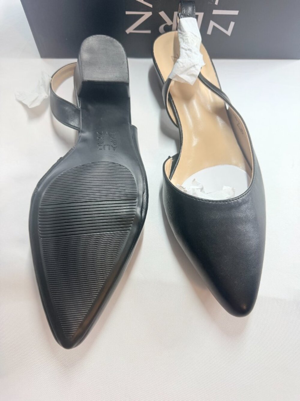 Naturalizer Banks Slingback Pumps Black Leather Pointed Toe Women's Size 8-9.5 - Picture 6 of 7